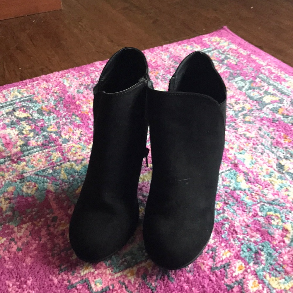 Black bootie heels